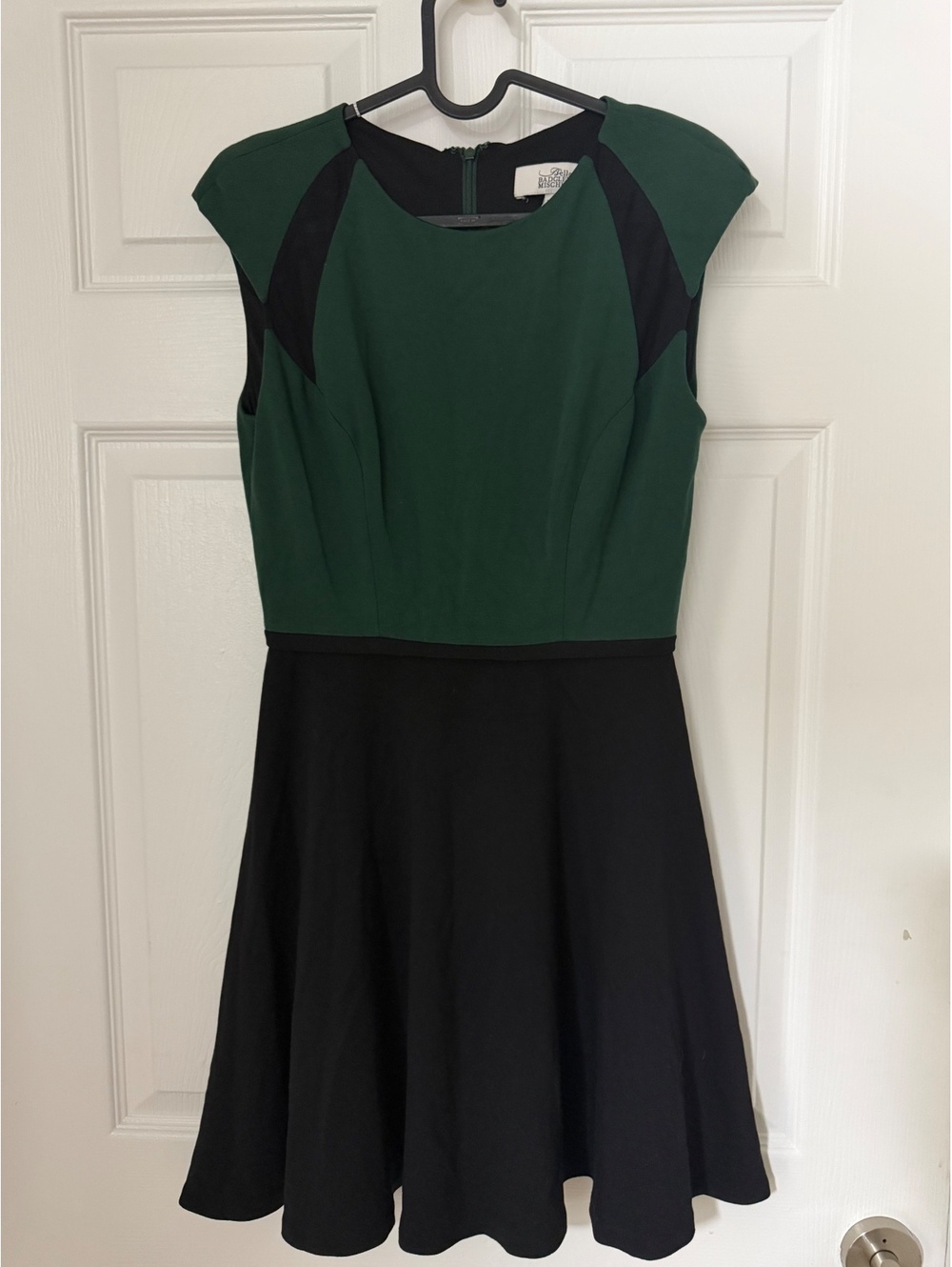 Belle Badgley Mischka Green and Black Fit & Flare Dress Size 2 - #1263